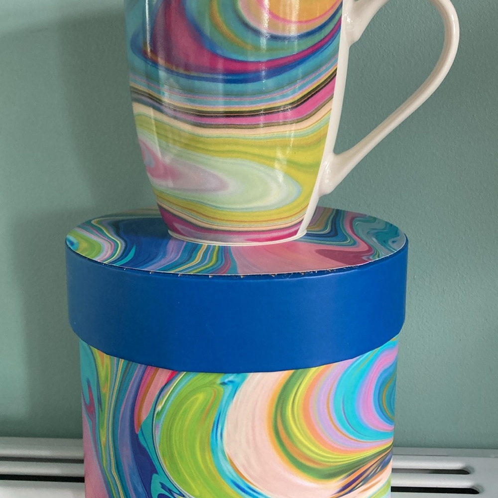 Colorful Swirl Mug and Box Set